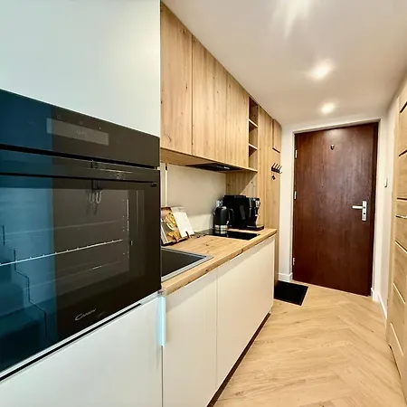 Easy Rent- Etiuda Chopina 22 Citycenter, 24h Check-in Apartment *