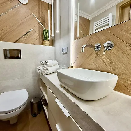 Apartment Easy Rent- Etiuda Chopina 22 Citycenter, 24h Check-in Lublin